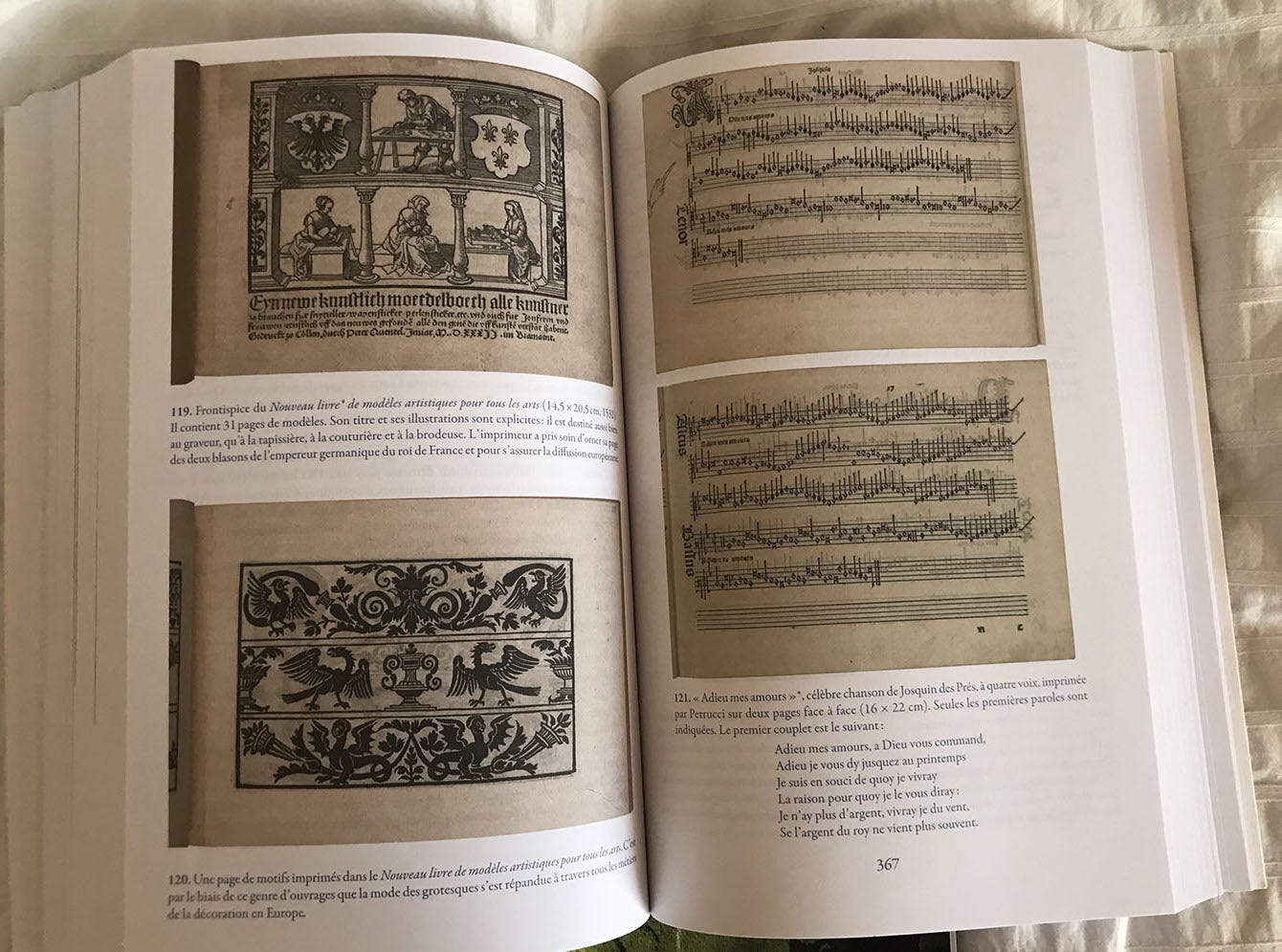 Pages de livre: illustration du métier d'imprimeur à la Renaissance