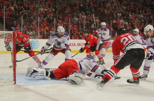 brandon saad scores for blackhawks vs ducks stanley cup playoffs 2015