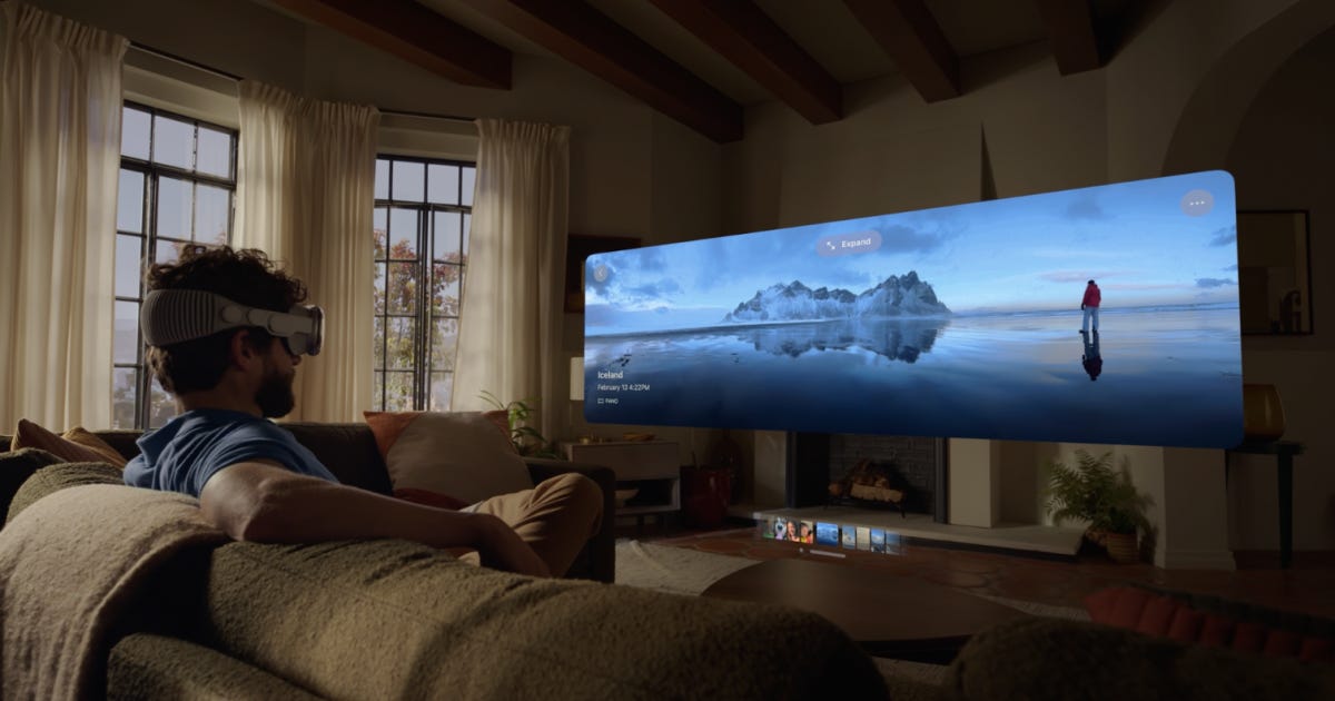 Apple Vision Pro shows TV, 3D movies on a 100-foot-wide screen | Digital  Trends