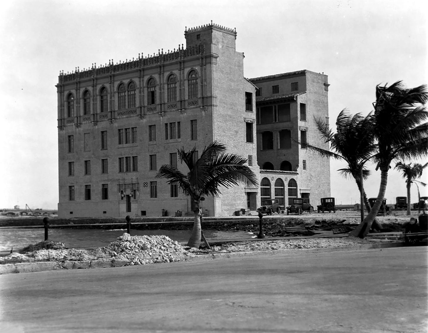 The Miami Woman’s Club at 1737 NE Bayshore Drive in Miami in 1927. Courtesy of Miami-Dade Public Library, Romer Collection.