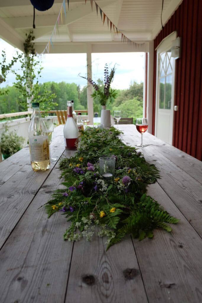 Midsommar Table