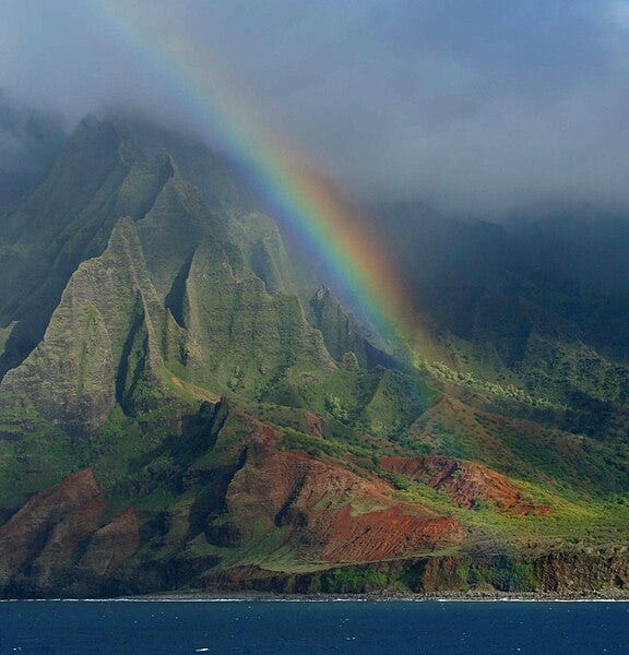 File:Rainbow at Big Island Hawaii.jpg