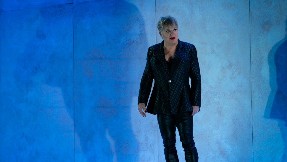 Solo Hamlet, Starring Eddie Izzard, Extends Off-Broadway | Playbill