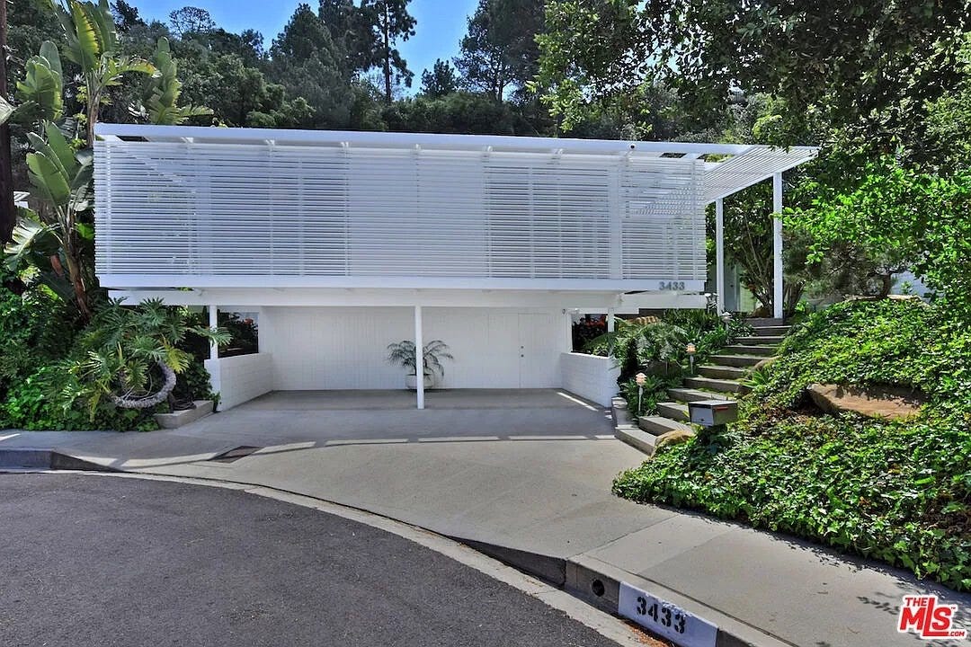 A Young Woo Design in Sherman Oaks, CA - $2,395,000