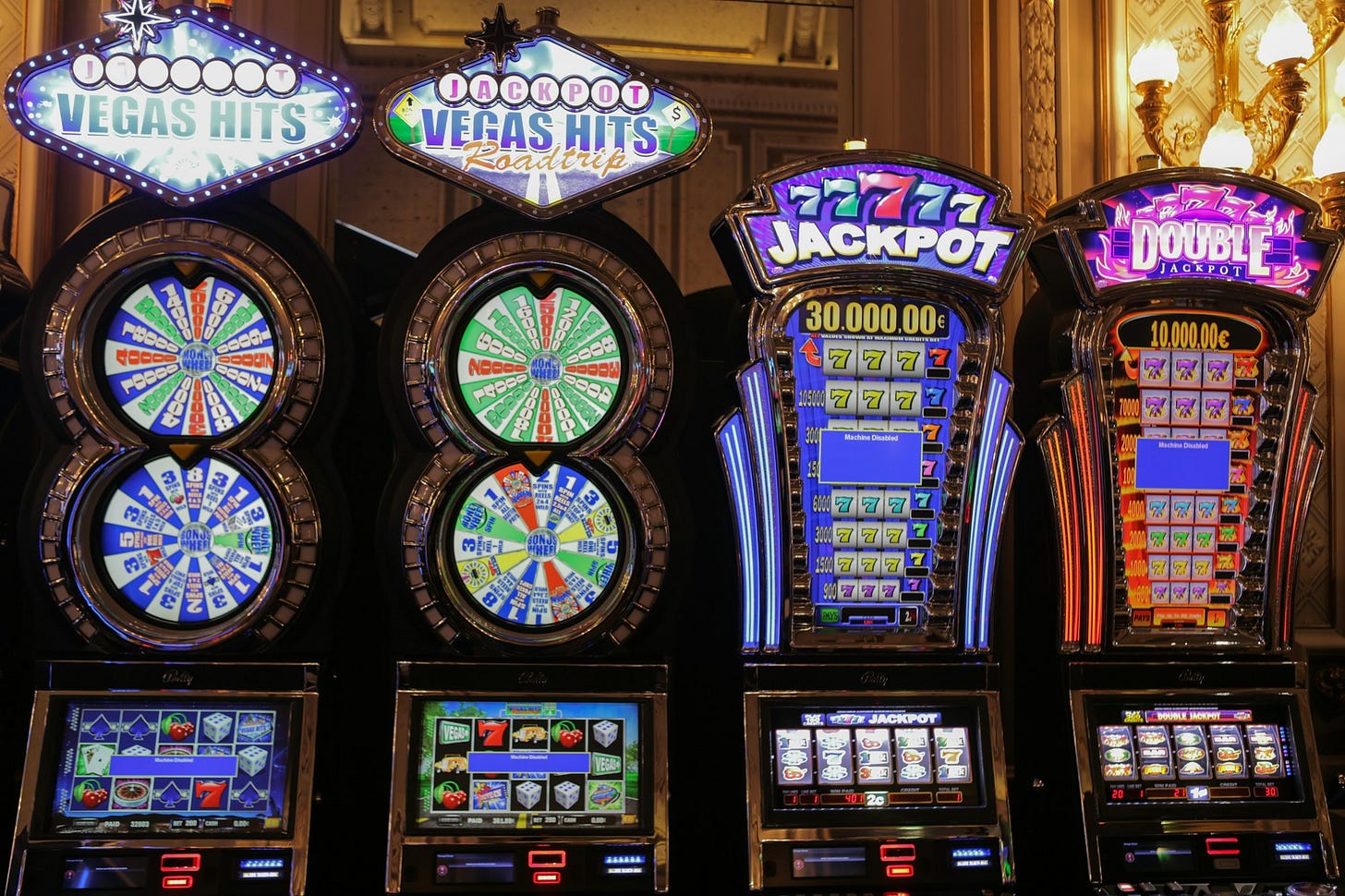 slot machine with assorted color buttons slot machine with assorted color buttons