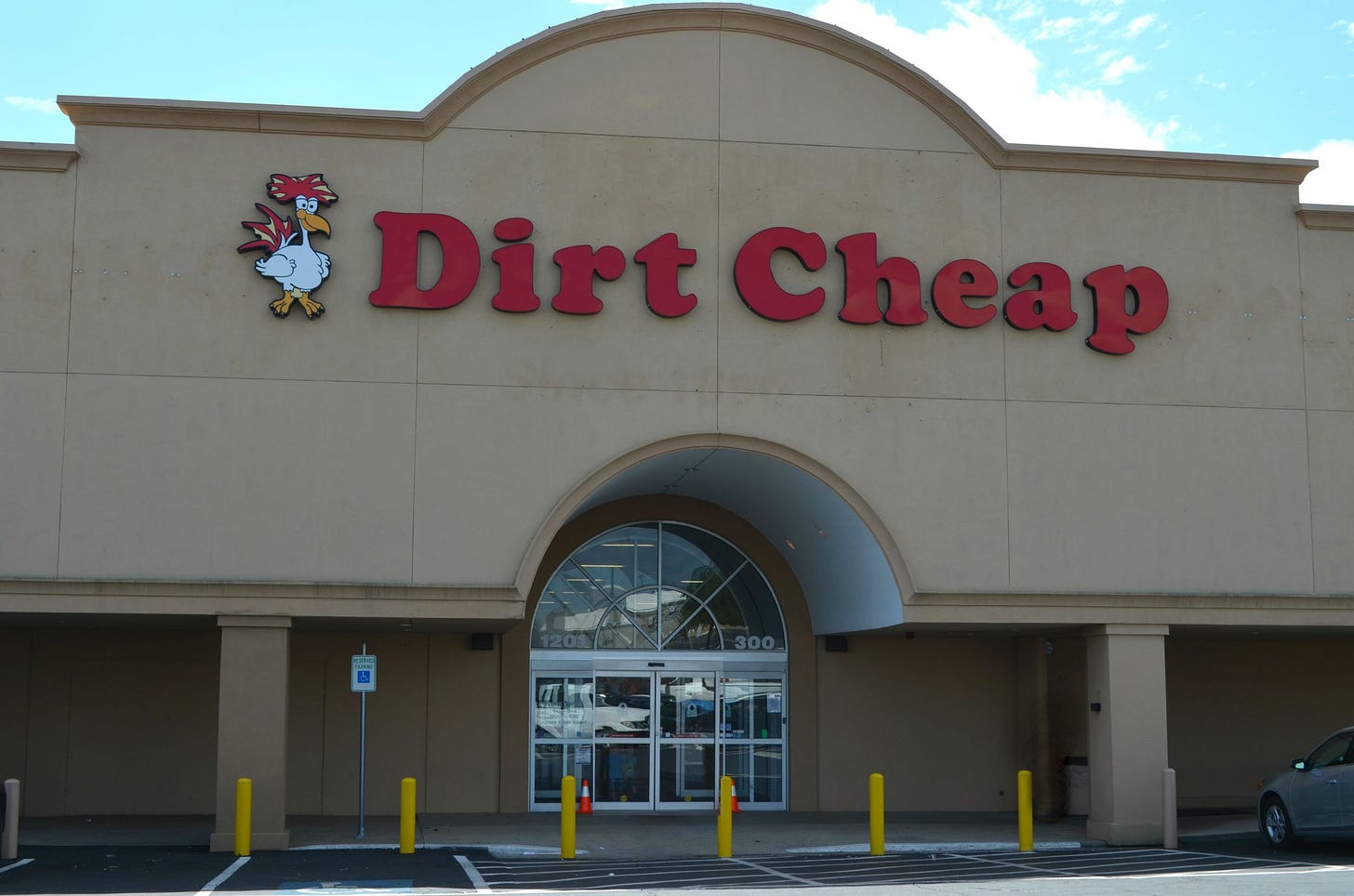 Euless Dirt Cheap