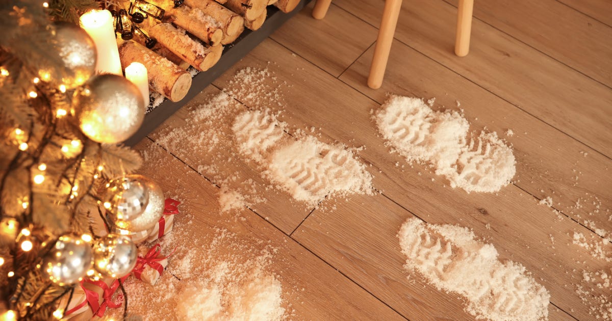 Here's How To Make Santa Footprints For Kids At Christmas - Celebrity  Parents Magazine