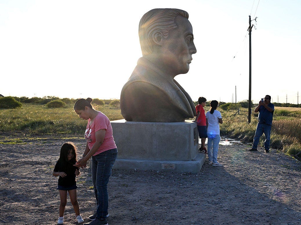 Elon Musk statue