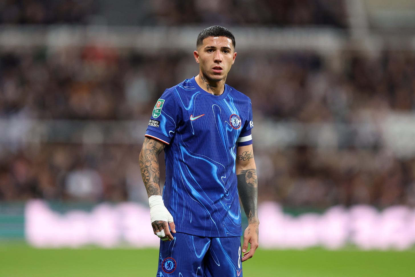 Enzo Maresca sends warning to Enzo Fernandez after dropping Chelsea star |  The Independent