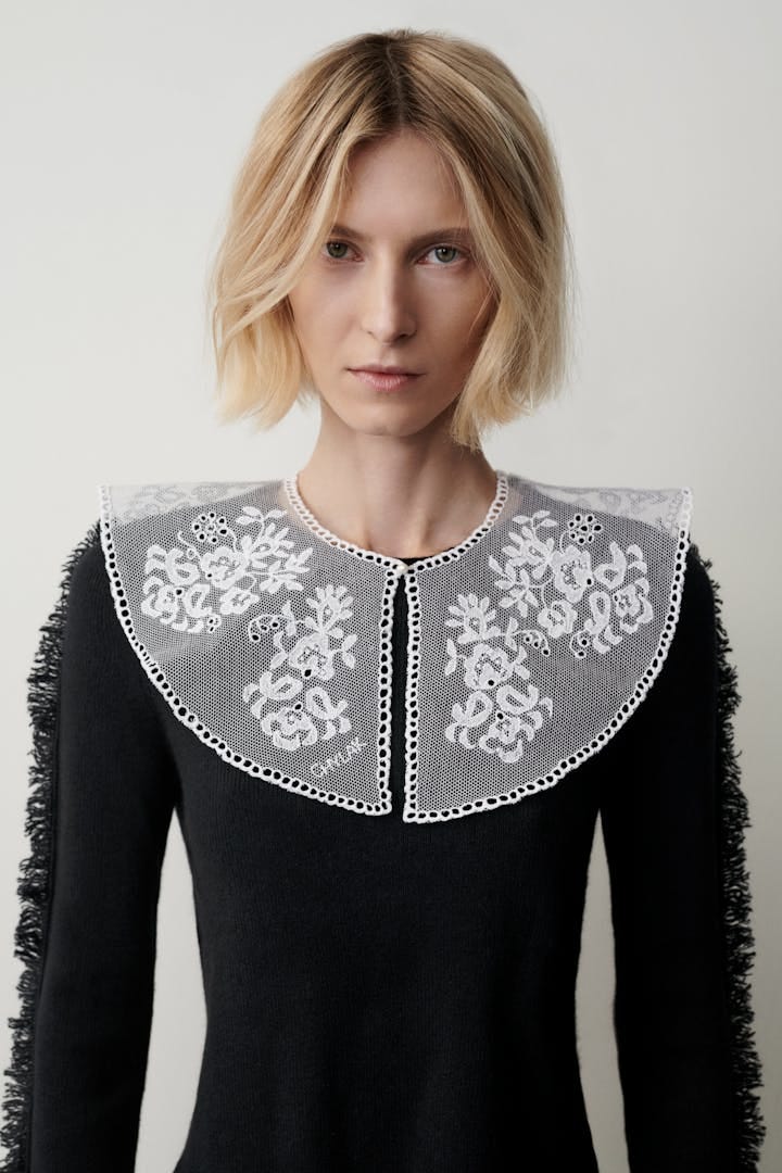 Round Collar