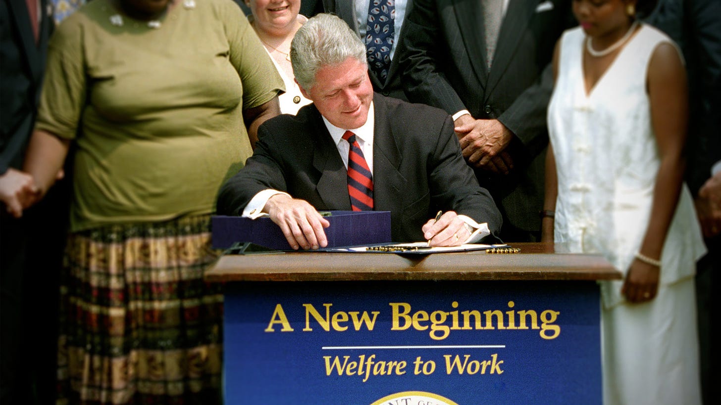 20 Years Later, Welfare Overhaul Resonates for Families and Candidates -  The New York Times