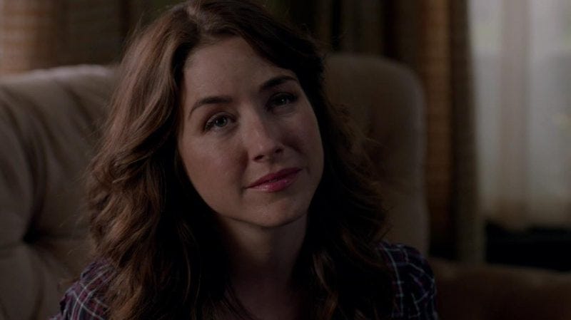 erin karpluk on supernatural movie tv tech geeks interview