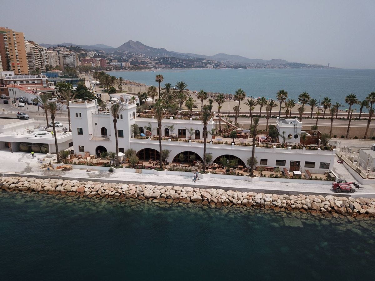 Trocadero Casa de Botes: el nuevo restaurante de lujo que hechiza en Málaga