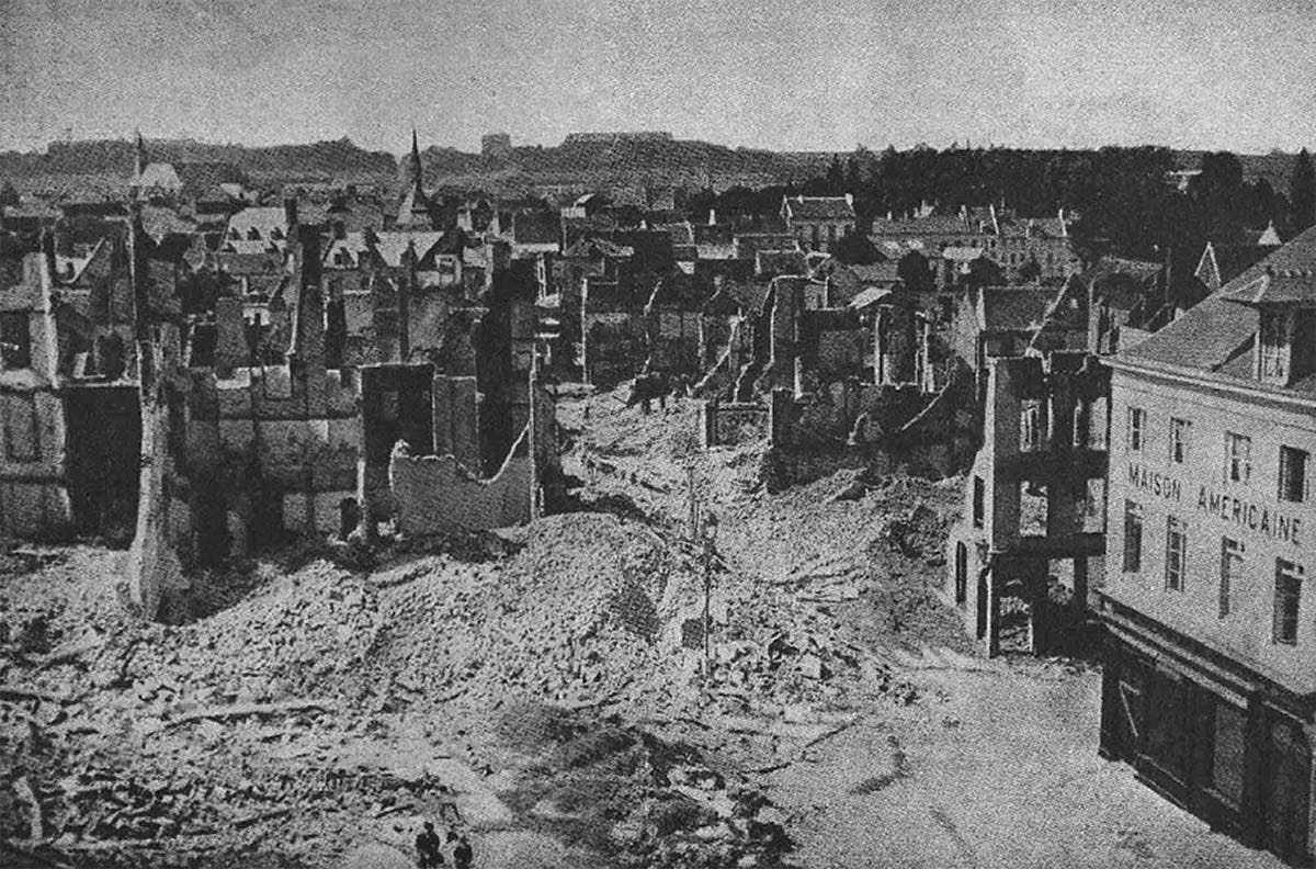 These photos show the destruction of the Belgian city of Leuven in the  aftermath of the German Army reprisal, 1914 - Rare Historical Photos