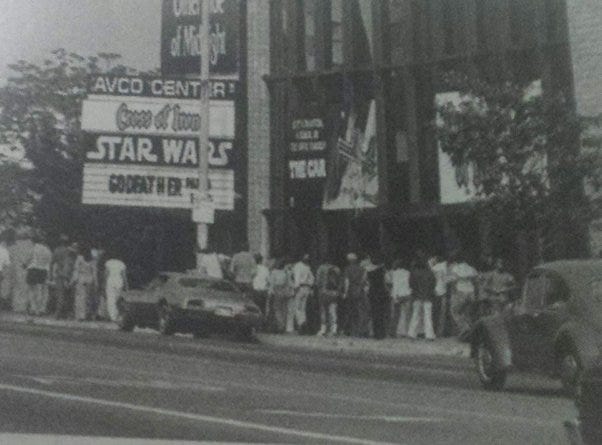 How popular was the first Star Wars movie when it came out in 1977? - Quora