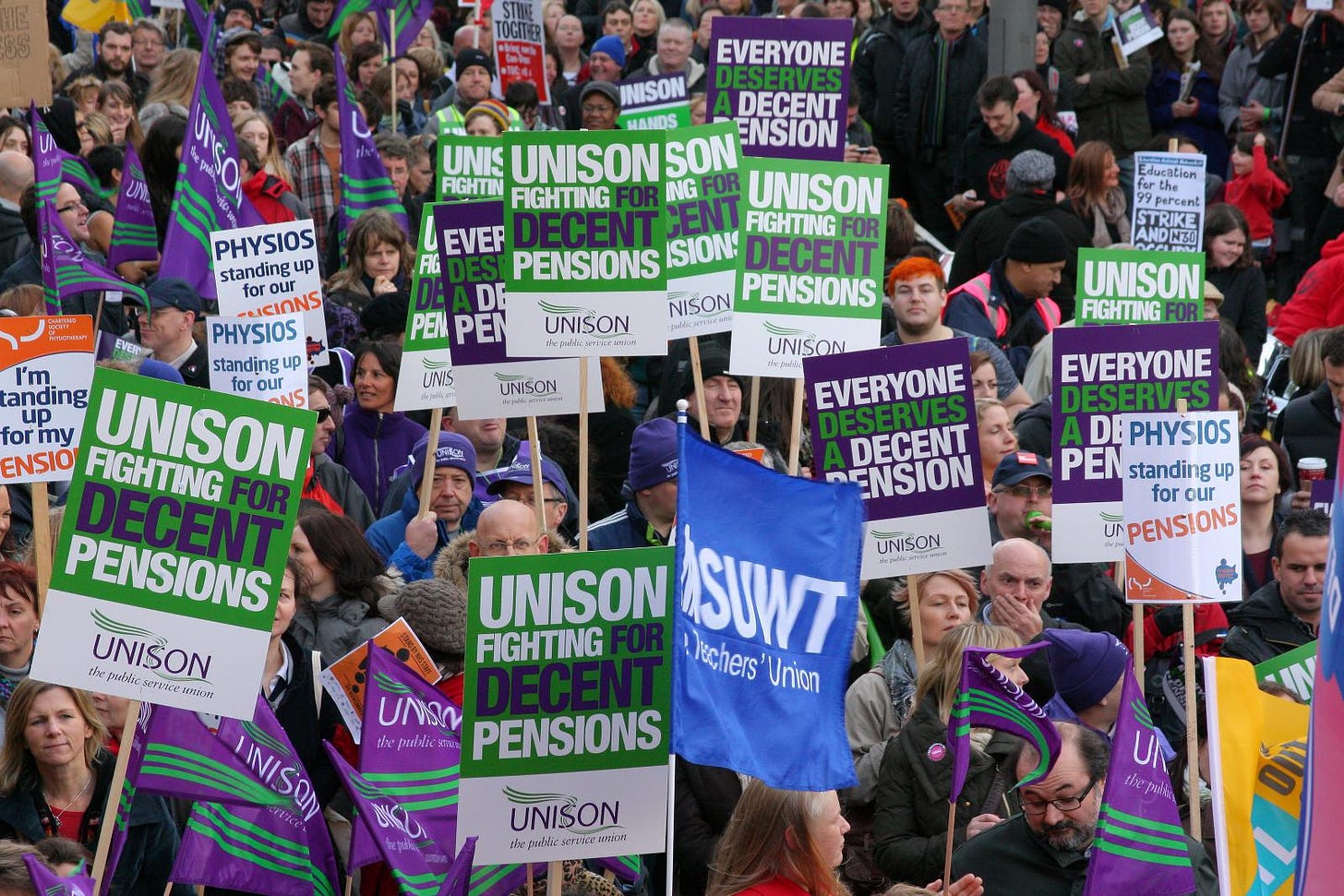 University of Leeds UNISON Staff Strike Alongside UCU - The Gryphon