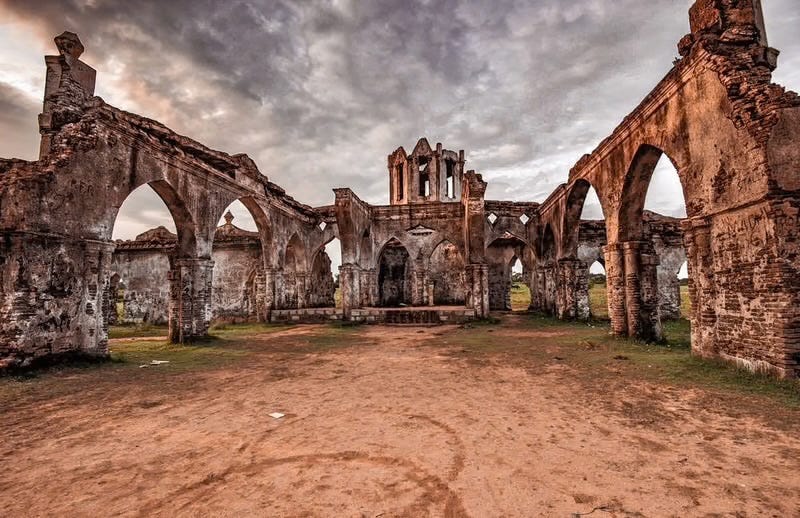 This pushed the settlement’s origins even further back to around 300 BCE & suggested it remained occupied well into medieval times. There was even evidence of reoccupation in the 1800s. 

Conclusion? Arikamedu wasn’t any fleeting port. It had a lifespan stretching over millennia. 