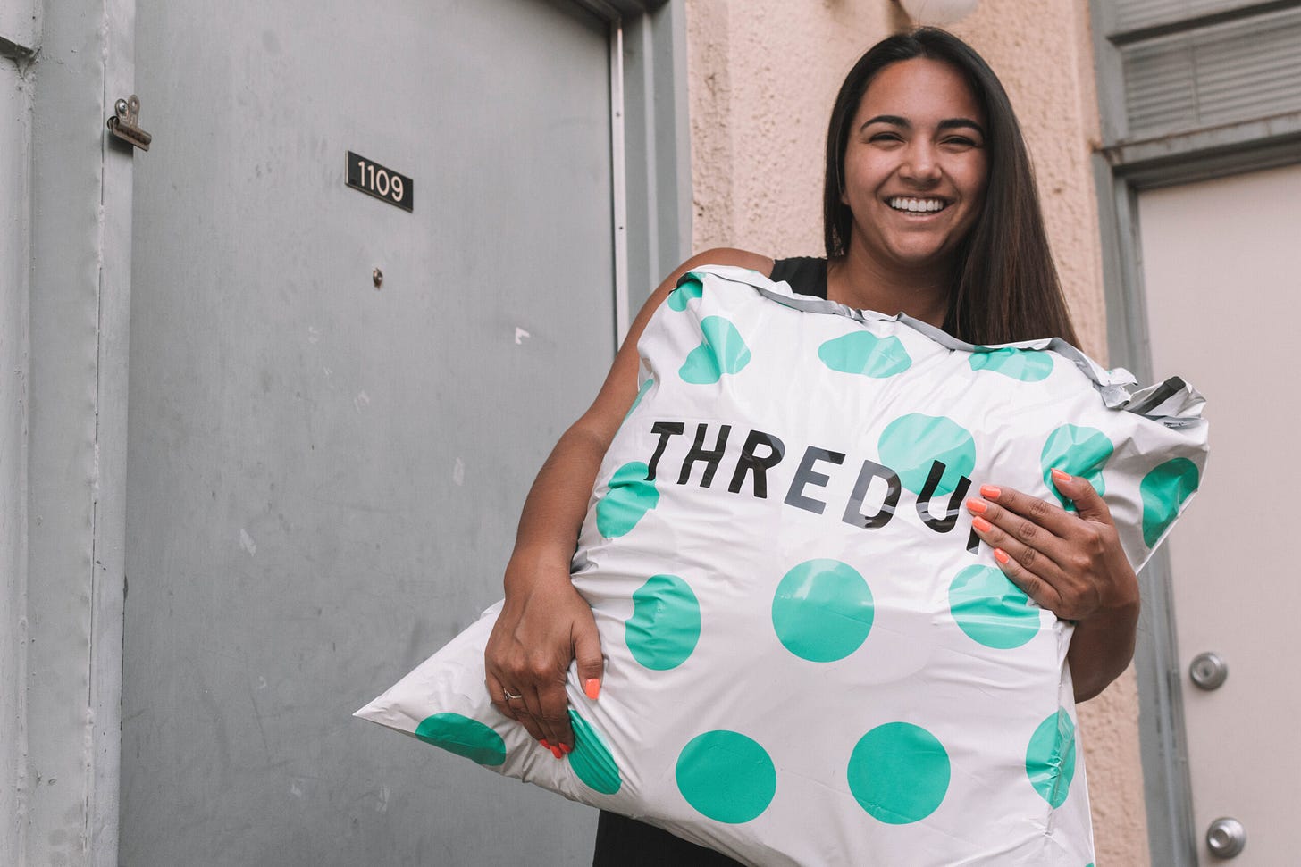 My thredUP Clean Out Kit Review - Curated by Kirsten My thredUP Clean Out Kit Review - Curated by Kirsten