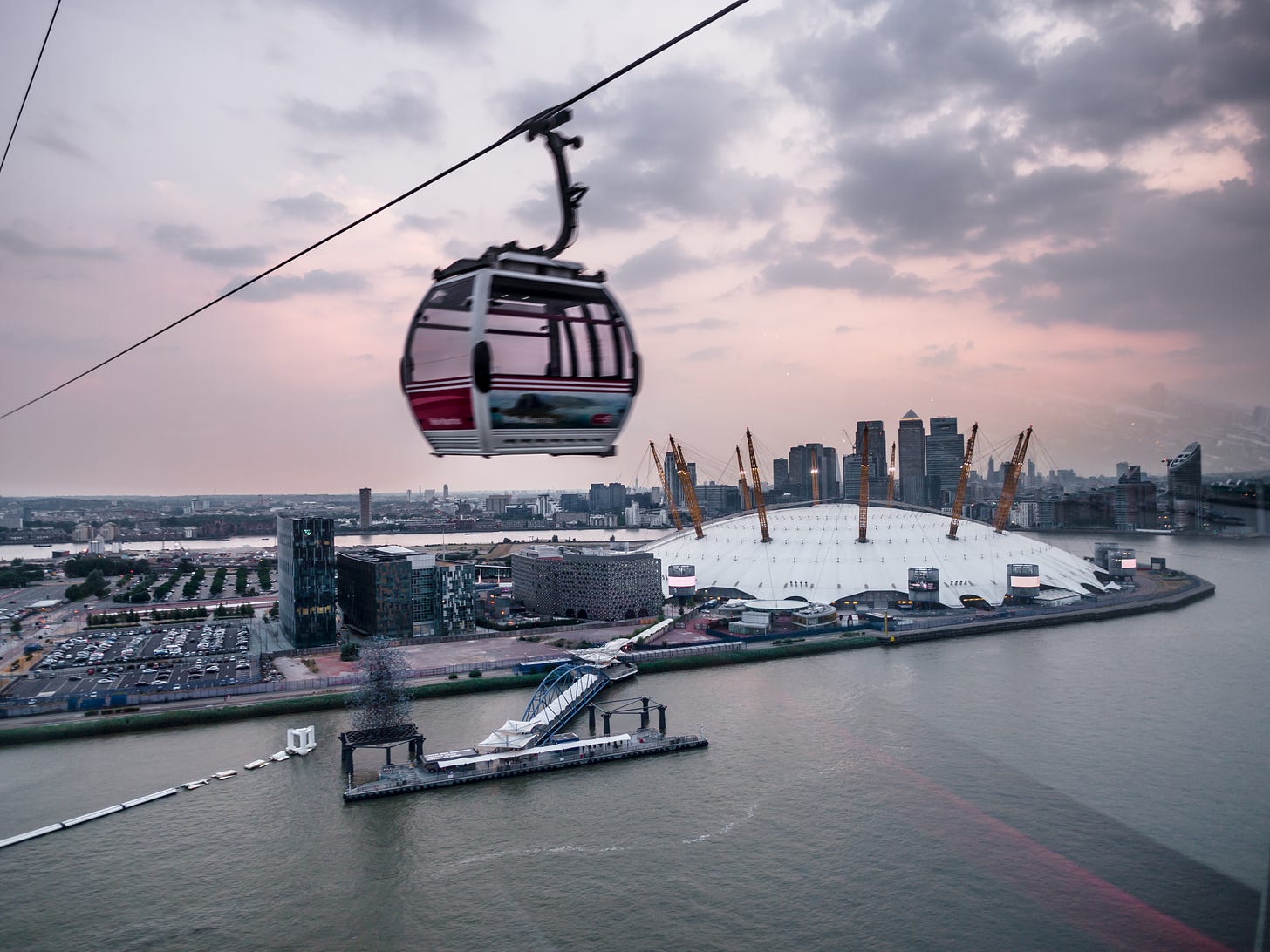 File:Thames Cable Car (9666405285).jpg - Wikimedia Commons