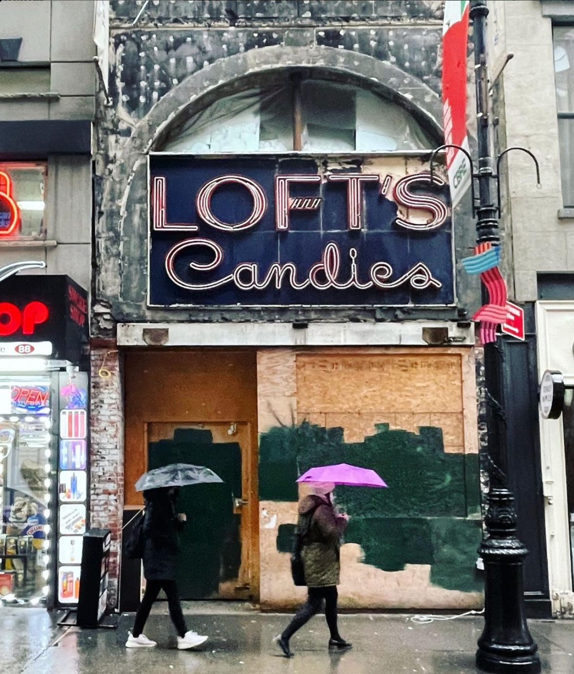 Loft's Candies Neon Sign NYC