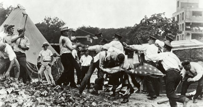 Bonus Marchers face police and army, Bonus Marchers face police and army,