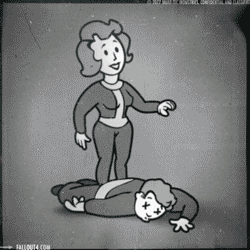 uma vault-girl pisa sobre um vaul-boy morto e aparecem vários braços no corpo dela, como se ela fosse uma aranha