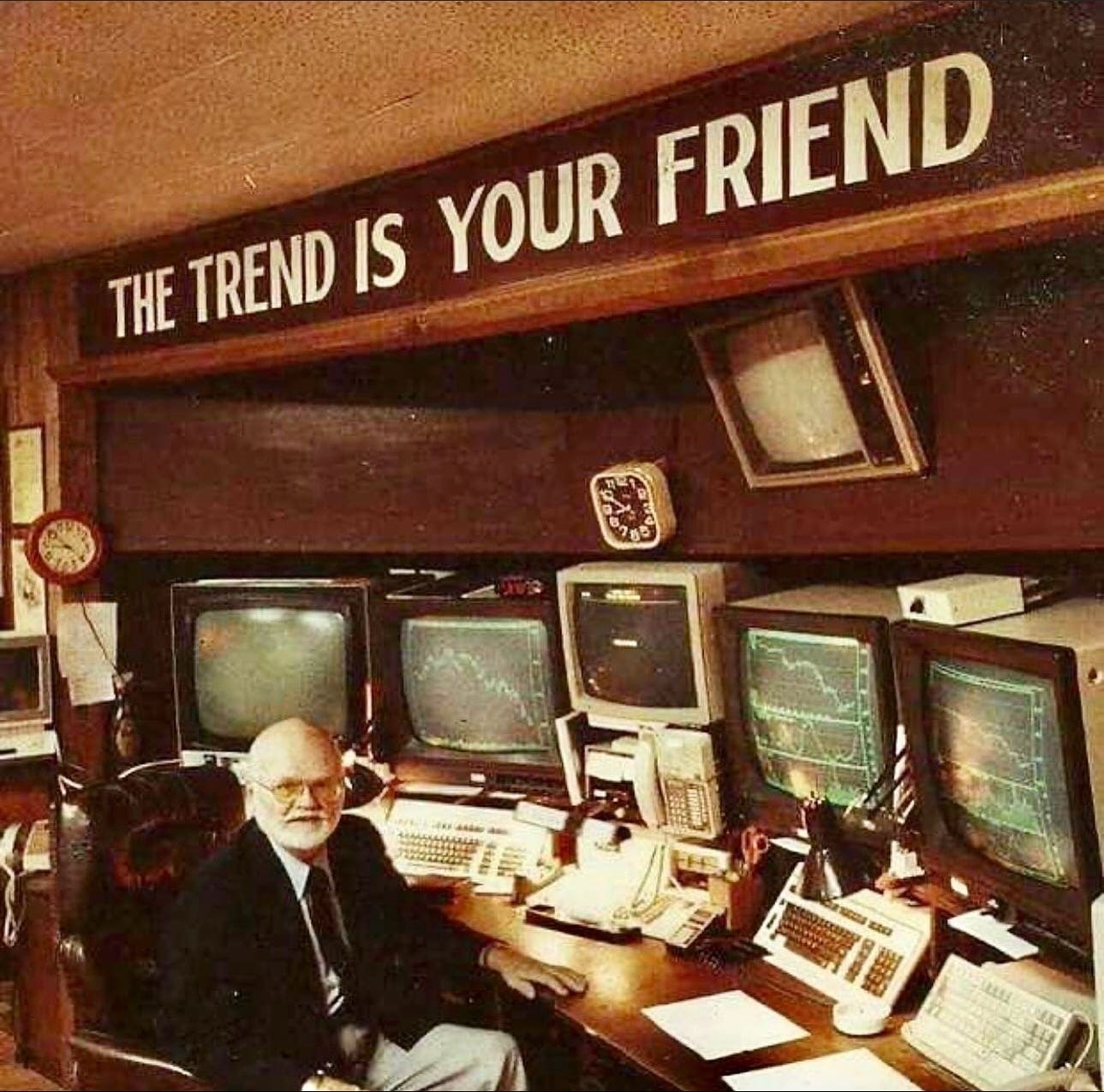 Who is This Person in This Vintage Trading Room Photo? : r/StockMarket