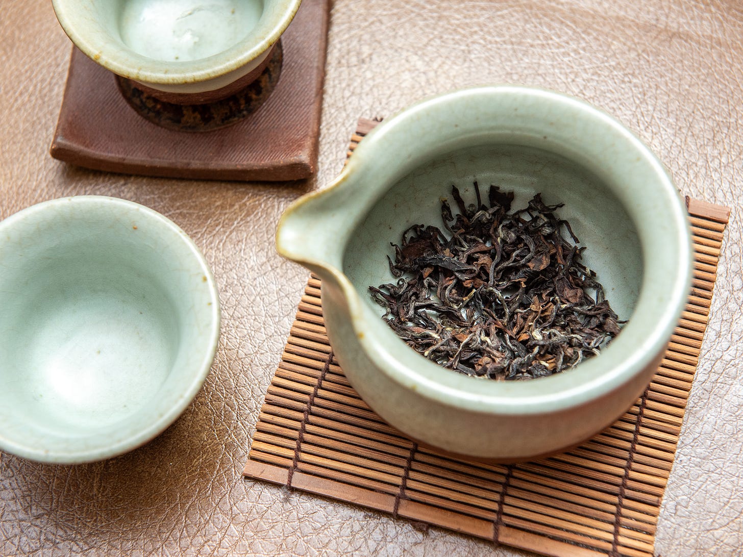 ID: Oriental Beauty oolong tea in ceramic pitcher