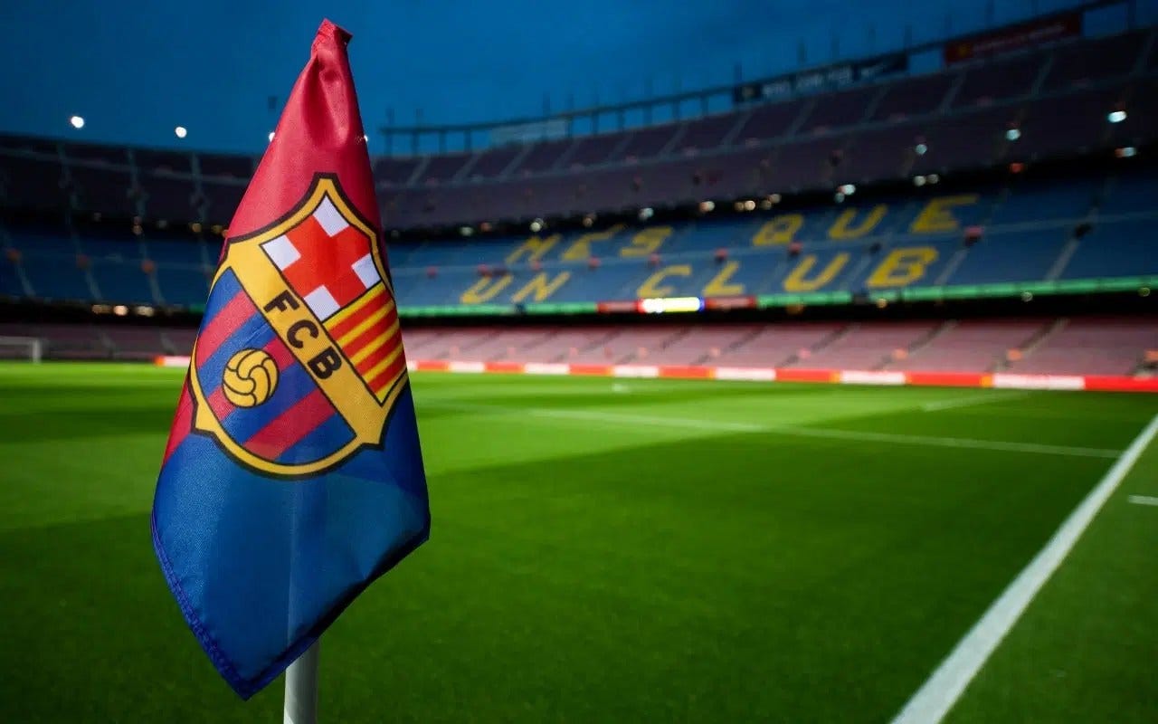 Manchester United consider move for Barcelona attacker - centredevils