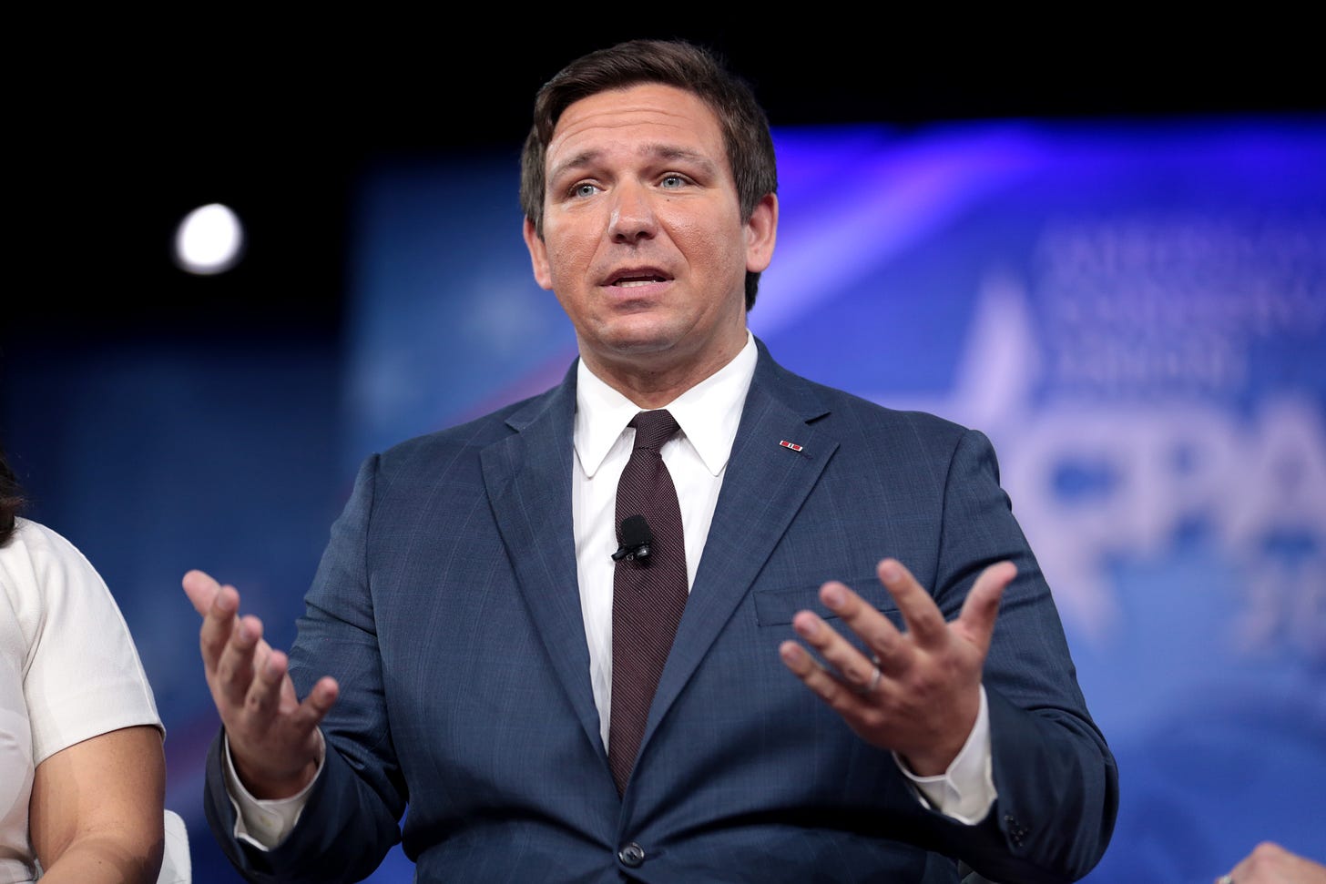 File:Ron DeSantis (33090874326).jpg - Wikimedia Commons