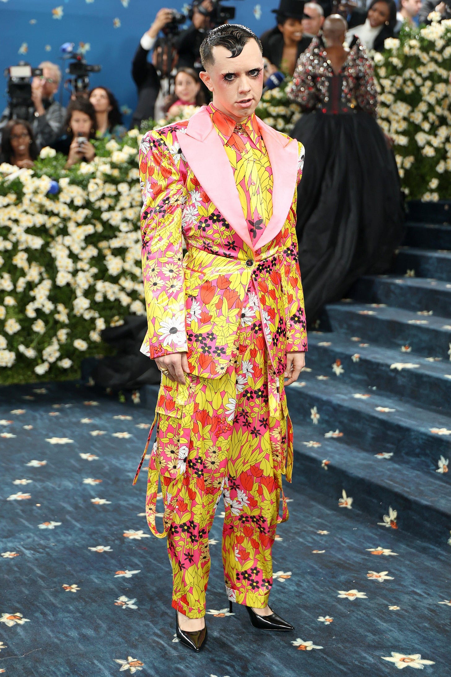 Cole Escola at the Met Gala tonight : r/Broadway