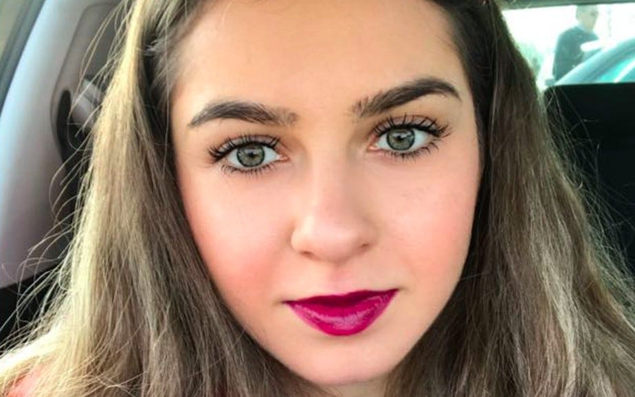 Jovem rompe o silêncio, diz ter ficado 'sob total poder' de Kat Torres nos  EUA e pede perdão a Brunet: 'Ela queria acusá-la de coisas que ela mesma  fazia' | Direitos Humanos |