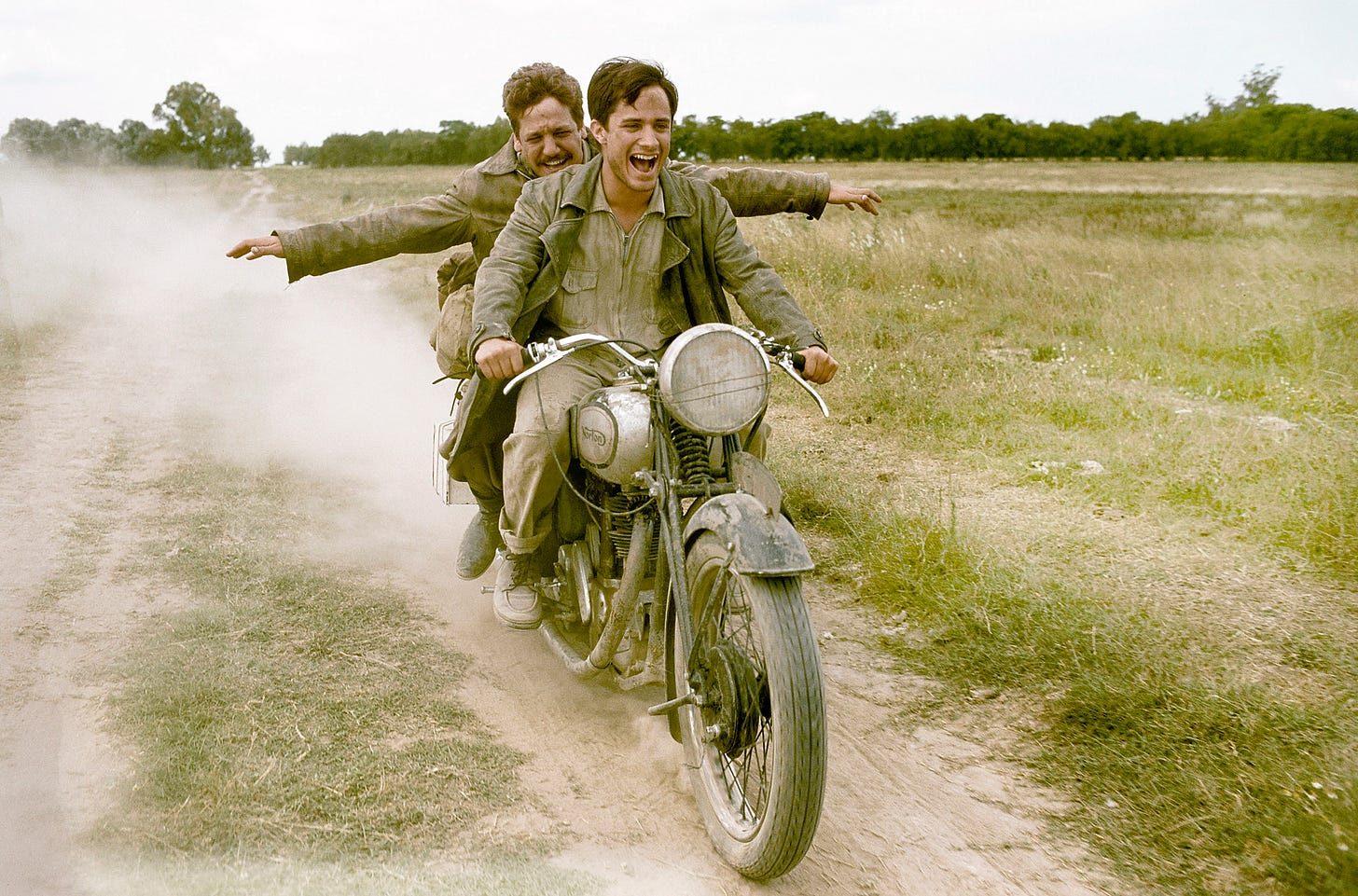 The Motorcycle Diaries (2004) - IMDb