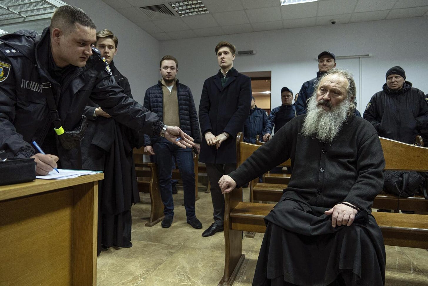 Ukrainian court puts an Orthodox leader under house arrest | AP News