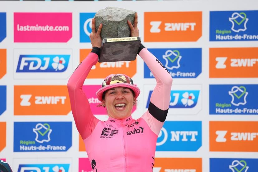 Alison Jackson, vainqueure de Paris-Roubaix : « Il y a un plaisir bien  particulier quand vous gagnez » - L'Équipe