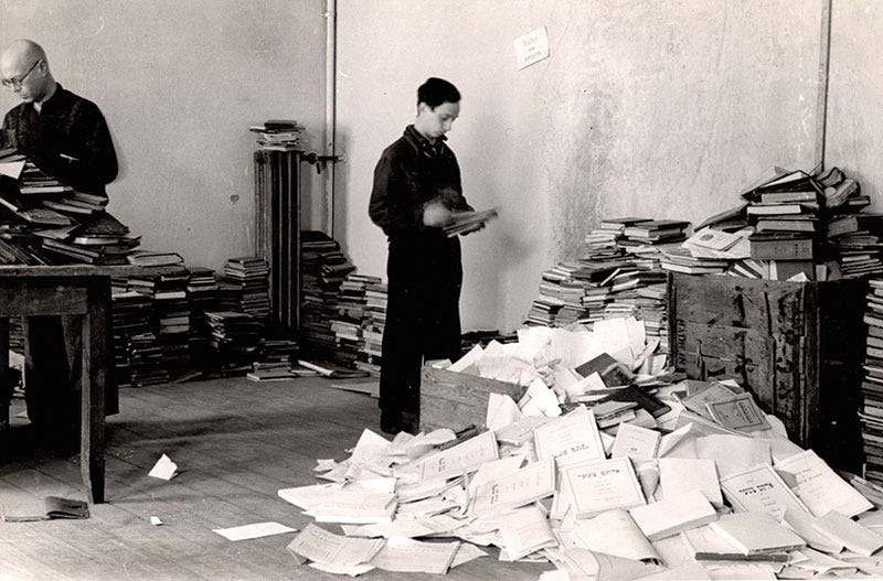 A Book and a Sword in the Vilna Ghetto - Jewish Review of Books