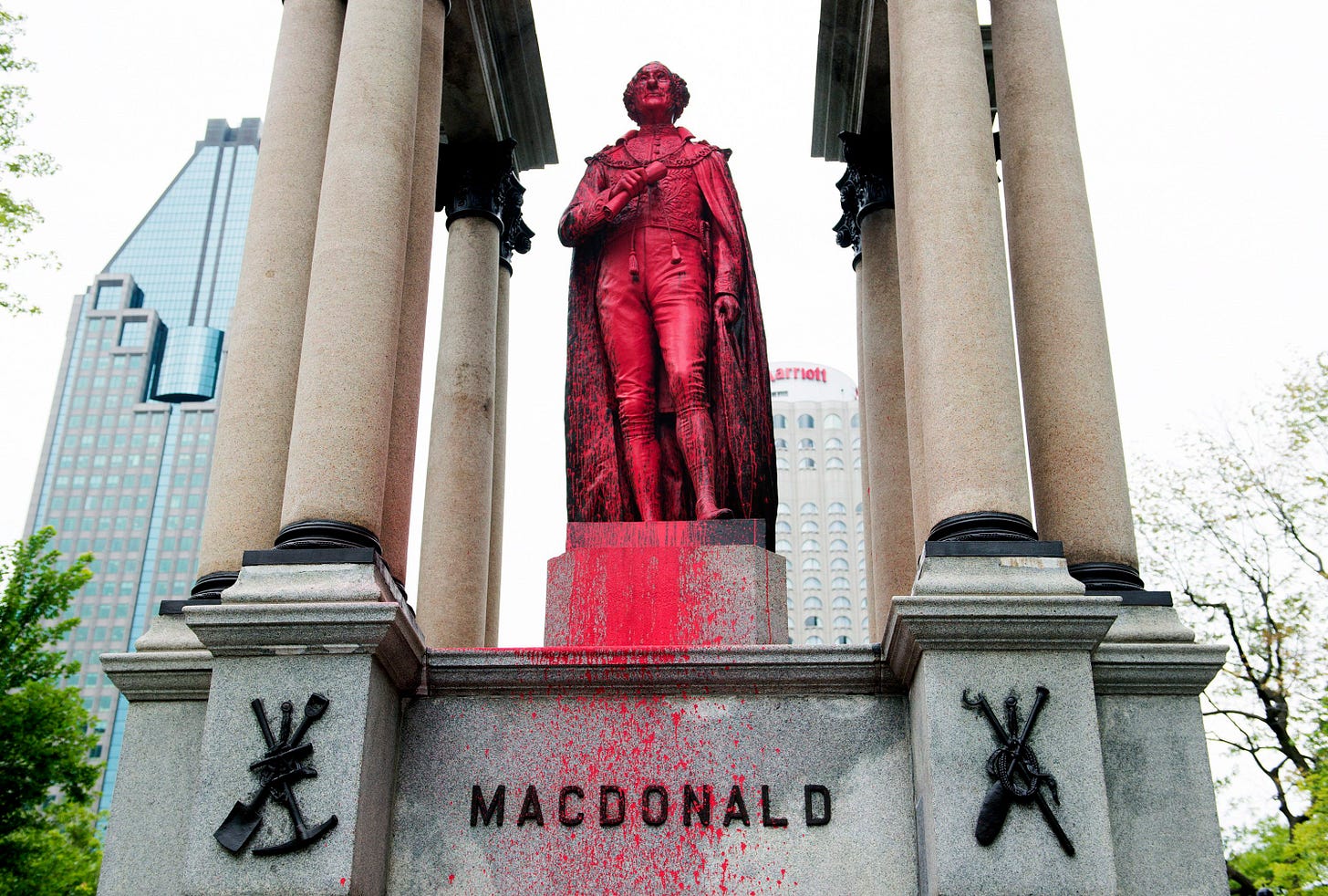 Montreal's Sir John A. Macdonald statue vandalized with a vengeance - The Globe and Mail Montreal's Sir John A. Macdonald statue vandalized with a vengeance - The Globe and Mail