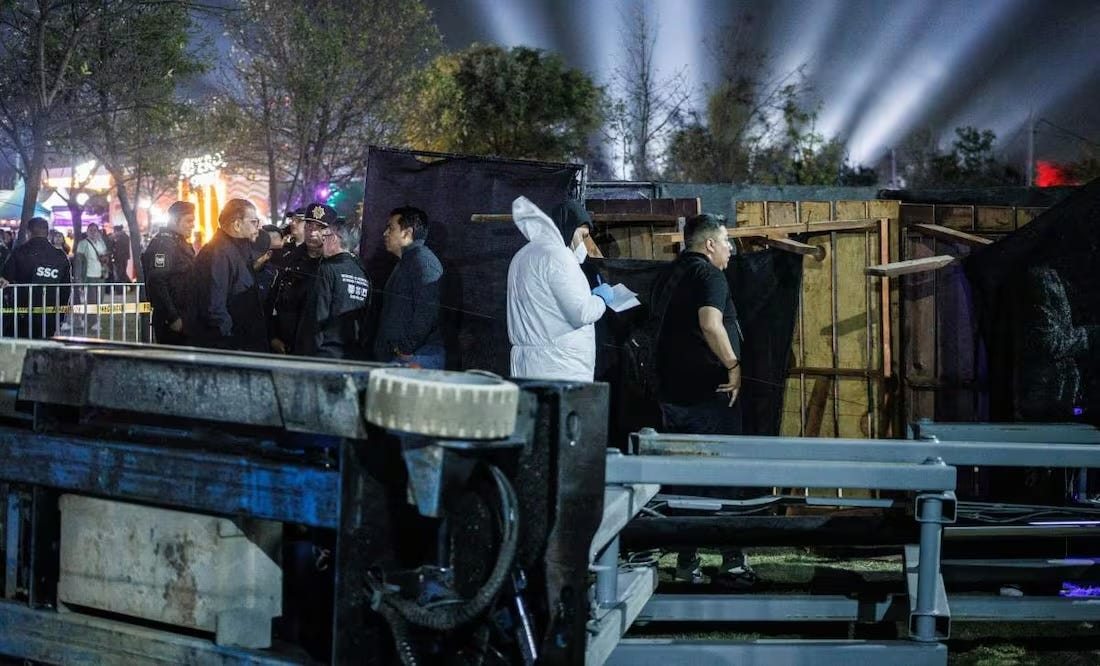 Lugar del accidente durante el festival Axe Ceremonia, en el que murieron dos jóvenes fotógrafos. Foto original de Yaretzy M. Osnaya para El Universal Lugar del accidente durante el festival Axe Ceremonia, en el que murieron dos jóvenes fotógrafos. Foto original de Yaretzy M. Osnaya para El Universal