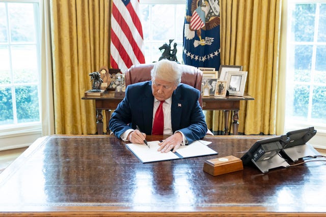 File:President Trump Signs a National Emergency Declaration (49663460306).jpg
