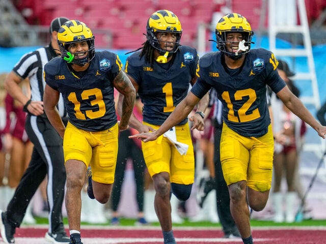 Michigan wins ReliaQuest Bowl, hands Alabama rare 4th loss | theScore.com