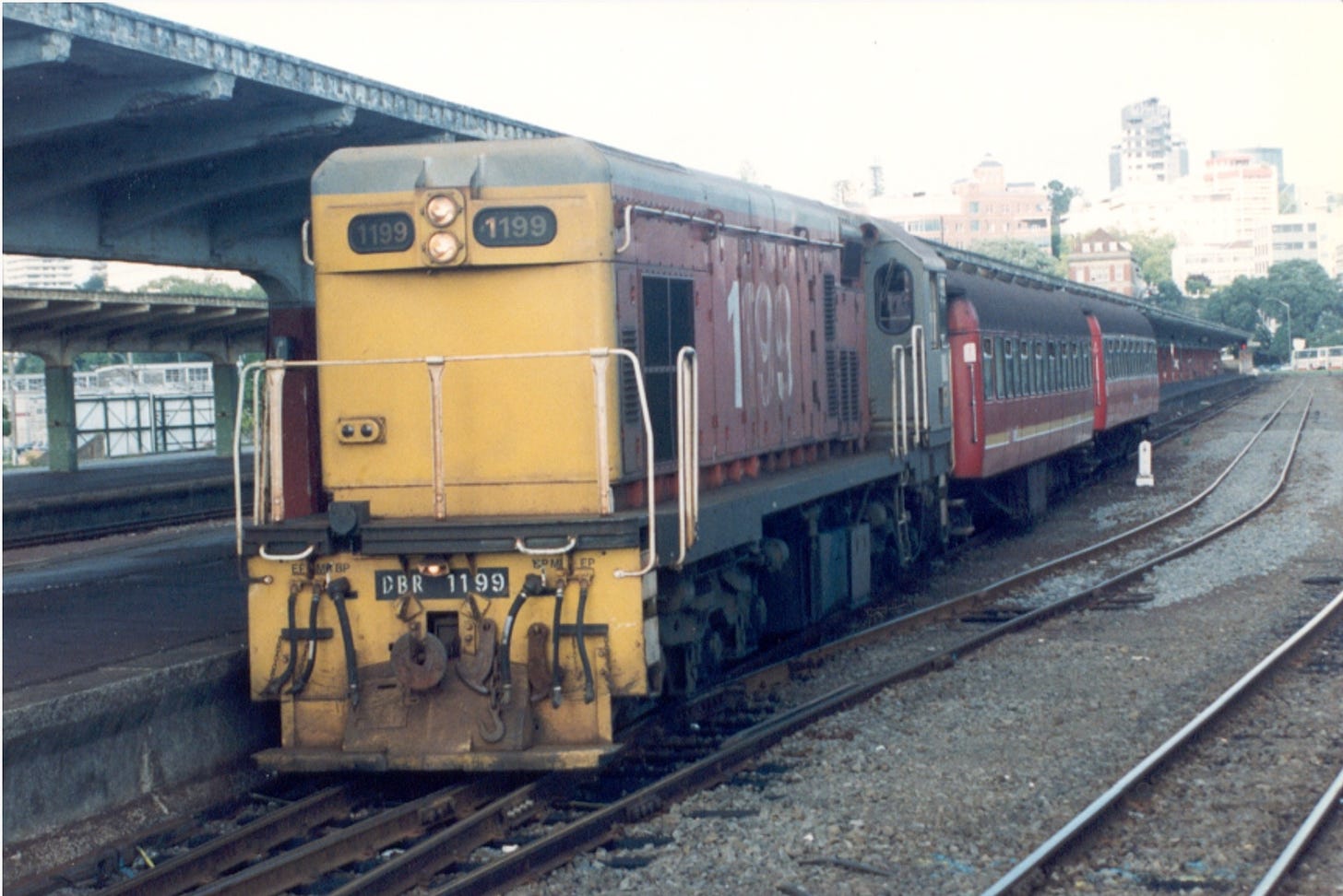 Auckland suburban train 1992