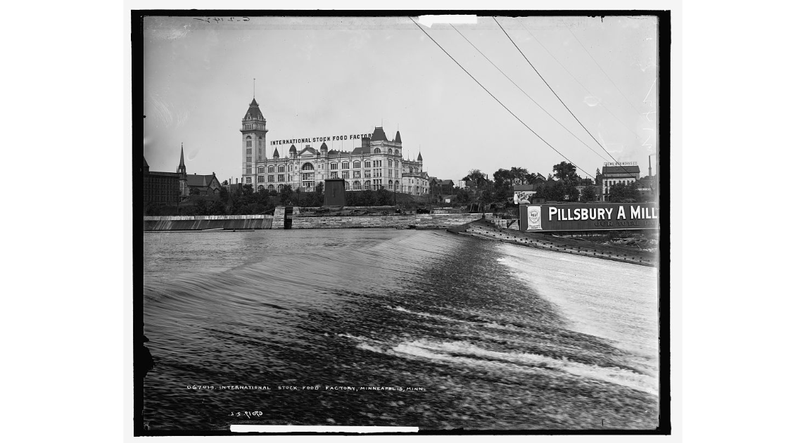 Minneapolis factory circa 1900