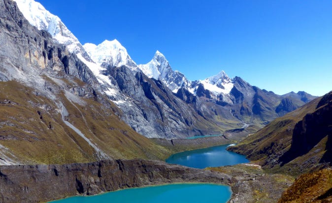Montagne Huayhuash au Pérou Montagne Huayhuash au Pérou