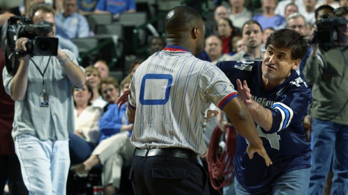 Dallas Mavericks' Mark Cuban stages fight with a ref - Sports Illustrated