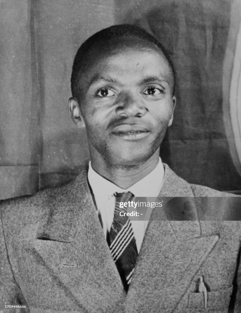 Gregoire Kayibanda poses on January 1968 in Paris. Grégoire Kayibanda...  News Photo - Getty Images