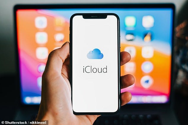 The removal will not affect the 14 iCloud data categories that are end-to-end encrypted by default