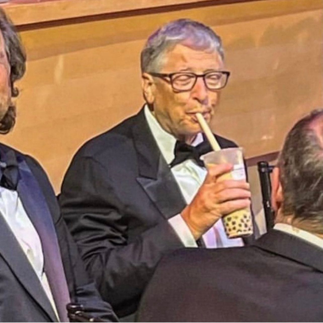 Emily on Twitter: "This pic of Bill Gates drinking bubble tea is sending me  over the edge https://t.co/WWpyi1sevx" / Twitter