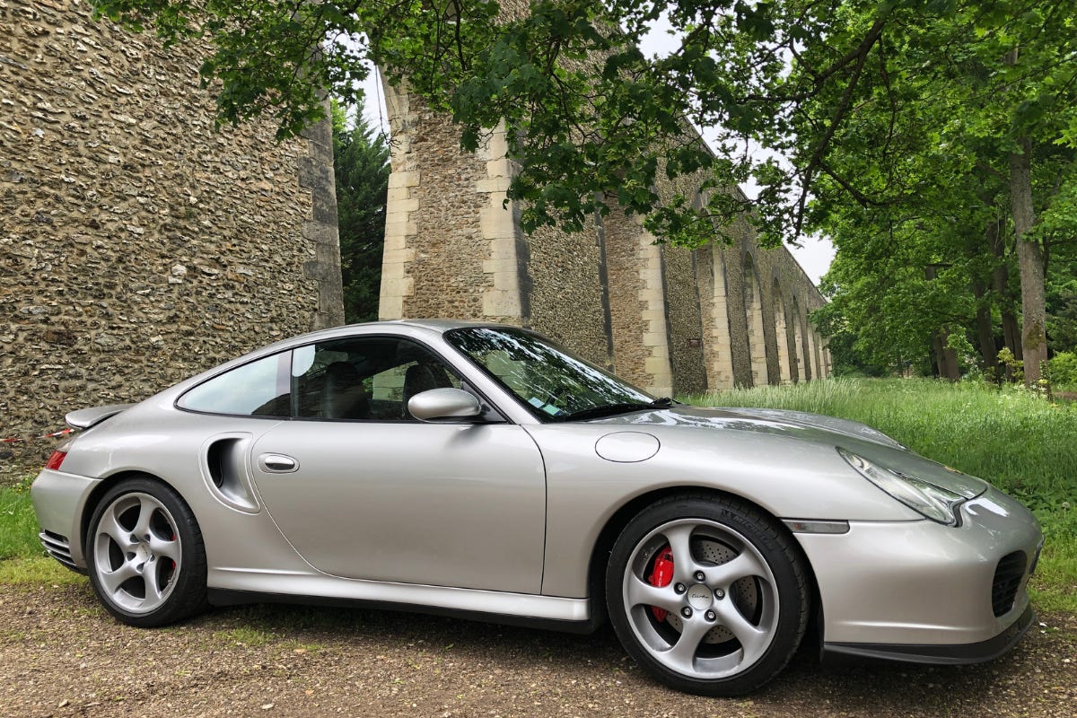 Porsche 911 996 turbo flat 6 magazine