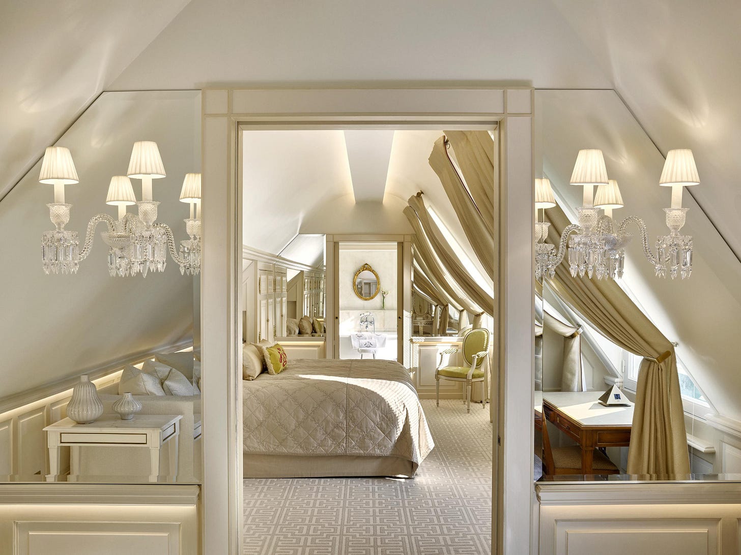 The Best Room At...Le Meurice in Paris - Le Meurice Paris Review
