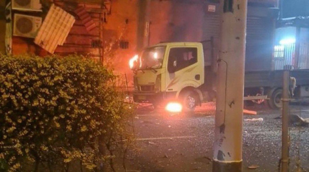 Belaaz News on X: "🇮🇱 — NEWS - DEVELOPING: Israel's security agency is  investigating an explosion that occurred near or on a truck in Tel Aviv,  suspecting it may have been a